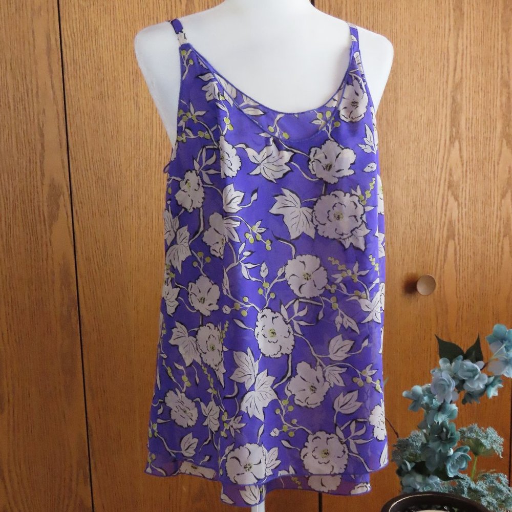 Gorgeous CAbi top